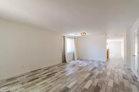 1634 E St Thomas St, Tucson, AZ 85713 photo 5