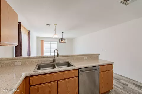 1634 E St Thomas St, Tucson, AZ 85713 photo 14