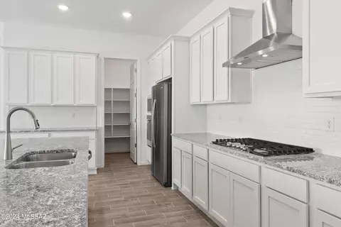 Kitchen - 12772 E Tortoise Pointe Pl, Vail, AZ 85641 photo 1 of 1