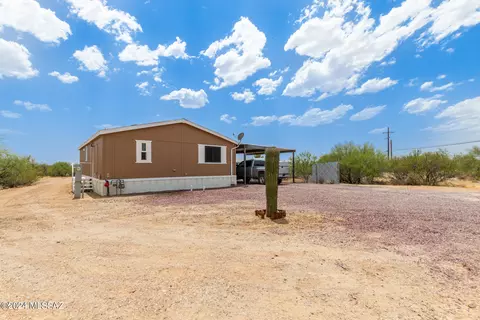 6871 W Bopp Rd, Tucson, AZ 85735