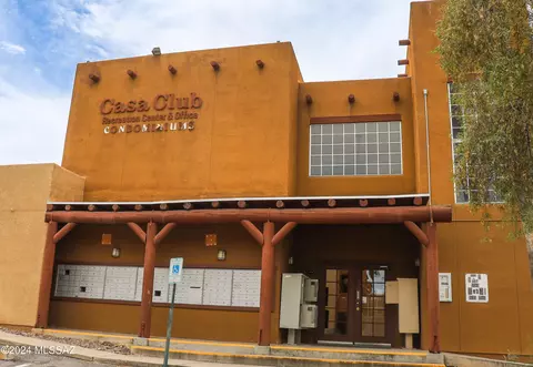 1810 E Blacklidge Dr #826, Tucson, AZ 85719