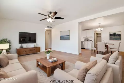 902 S Sherwood Village Dr, Tucson, AZ 85710