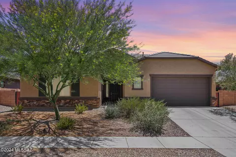 1639 W Seabiscuit St, Tucson, AZ 85704