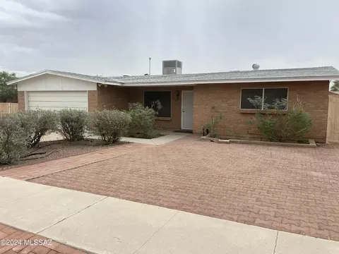 3125 W Alaska St, Tucson, AZ 85746