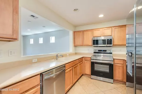 Kitchen - 6035 S Cedar Elm Ln, Tucson, AZ 85747 photo 1 of 1