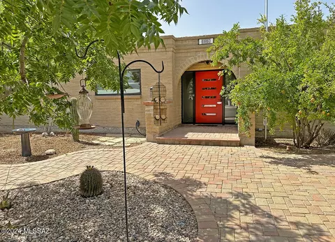6860 Edgemont Pl, Tucson, AZ 85710 photo 4