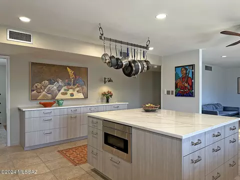 6860 Edgemont Pl, Tucson, AZ 85710 photo 7