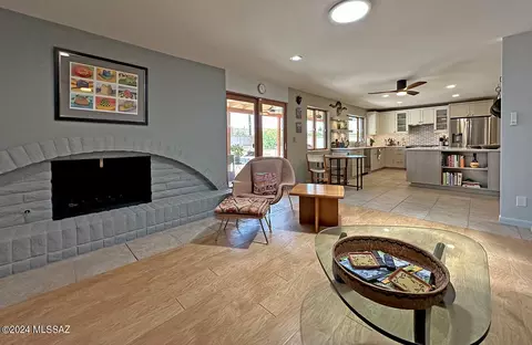 6860 Edgemont Pl, Tucson, AZ 85710 photo 18