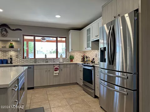 6860 Edgemont Pl, Tucson, AZ 85710 photo 10