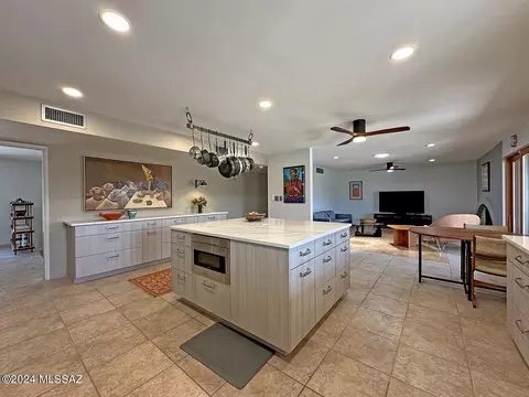 6860 Edgemont Pl, Tucson, AZ 85710 photo 6