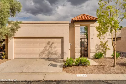 9732 E 2nd St, Tucson, AZ 85748