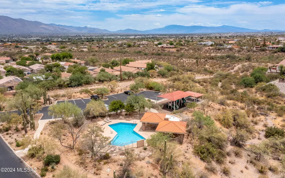 View/Area - 3823 N Nash Creek Ct, Tucson, AZ 85745 photo 2 of 3