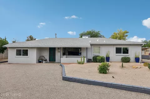 5702 E 19th St, Tucson, AZ 85711