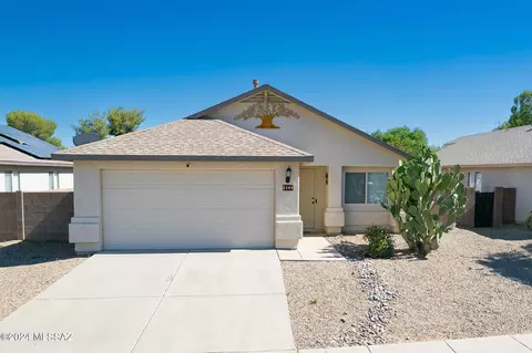 8144 E Snakeroot Dr, Tucson, AZ 85710