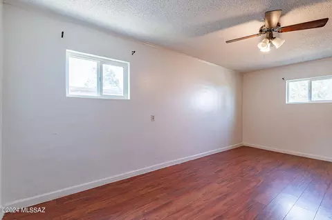 608 E Roger Rd, Tucson, AZ 85705 photo 6