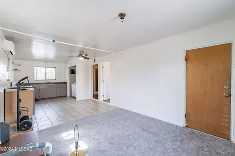 608 E Roger Rd, Tucson, AZ 85705 photo 2