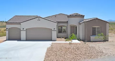 1488 N Cattle Tank Dr, Vail, AZ 85641