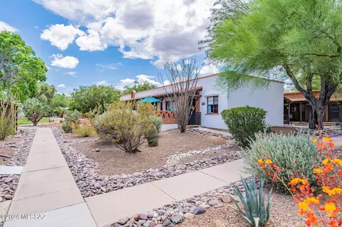 232 S Paseo Pena #D, Green Valley, AZ 85614