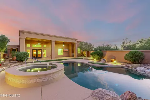 9802 E Veryl Pl, Tucson, AZ 85749