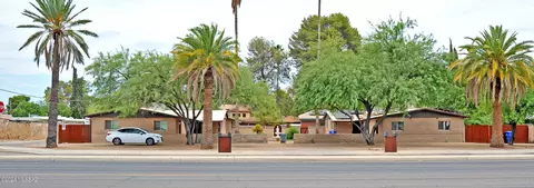 2641 E Fort Lowell Rd, Tucson, AZ 85716