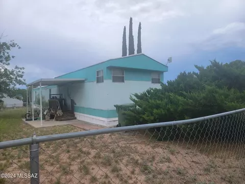 191 N Thistle Ln, Benson, AZ 85602