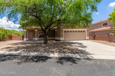 10234 N Eight Iron Ln, Oro Valley, AZ 85737
