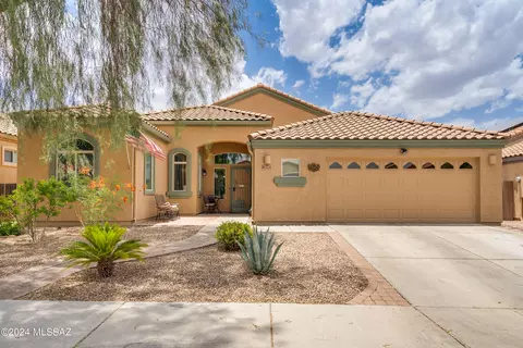 7774 E Treetop Rd, Tucson, AZ 85756