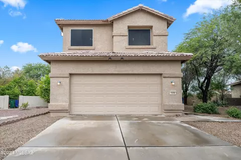 7235 W Mesquite River Dr, Tucson, AZ 85743