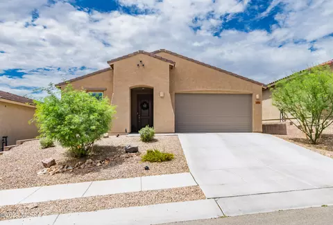 13905 E Silver Pine Trl, Vail, AZ 85641