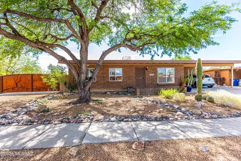 9661 E Quail Pl, Tucson, AZ 85748