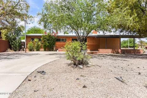 3549 N Santa Rita Ave, Tucson, AZ 85719