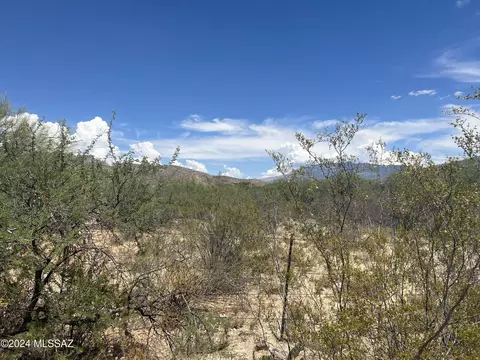 N Silver Drive, Tucson, AZ 85749
