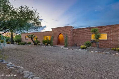 430 W Camino Fairhaven, Oro Valley, AZ 85704