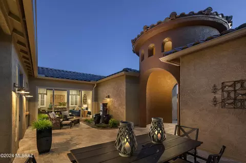 3870 W Sabrina Wash Pl, Marana, AZ 85658
