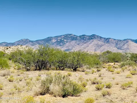 59 Four Feathers Loop Loop, Willcox, AZ 85643 photo 4