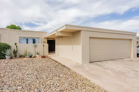 1073 N Caribe Ave, Tucson, AZ 85710