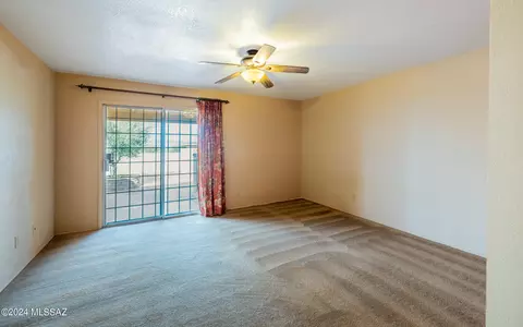 607 E Savannah St, Vail, AZ 85641 photo 11