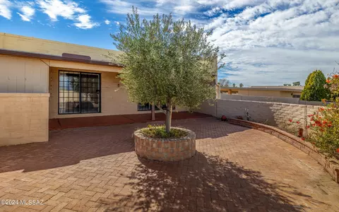 607 E Savannah St, Vail, AZ 85641 photo 20