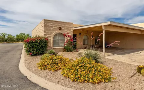 607 E Savannah St, Vail, AZ 85641 photo 1