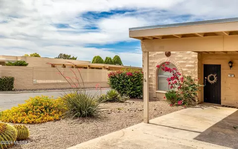 607 E Savannah St, Vail, AZ 85641 photo 3