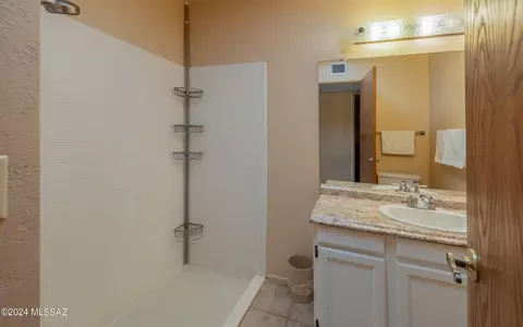 607 E Savannah St, Vail, AZ 85641 photo 25