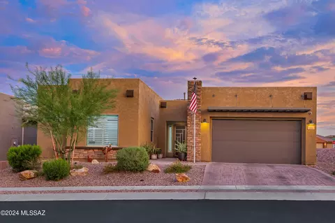 360 E Arizona Poppy Dr, Oro Valley, AZ 85755