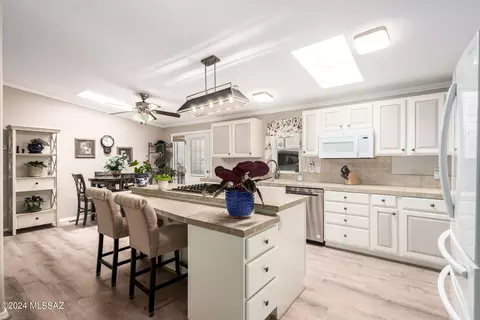 3549 S Goldleaf Loop, Tucson, AZ 85735 photo 6