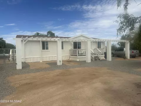 8702 S Cover View Rd, Tucson, AZ 85736