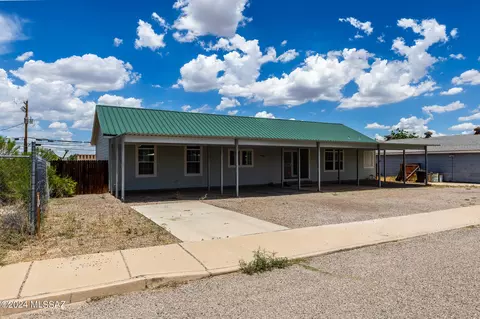 270 W 5th St, Benson, AZ 85602