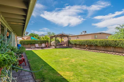 Exterior - 10440 E Observatory Dr, Vail, AZ 85641 photo 2 of 11