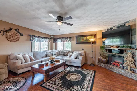 Living - 10440 E Observatory Dr, Vail, AZ 85641 photo 3 of 3