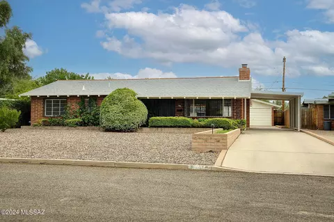 3344 E Waverly St, Tucson, AZ 85716
