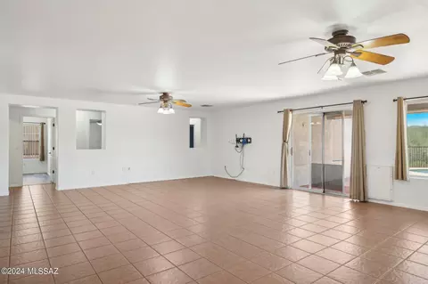 596 E Sterling Canyon Dr, Vail, AZ 85641 photo 8