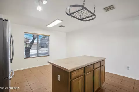596 E Sterling Canyon Dr, Vail, AZ 85641 photo 11
